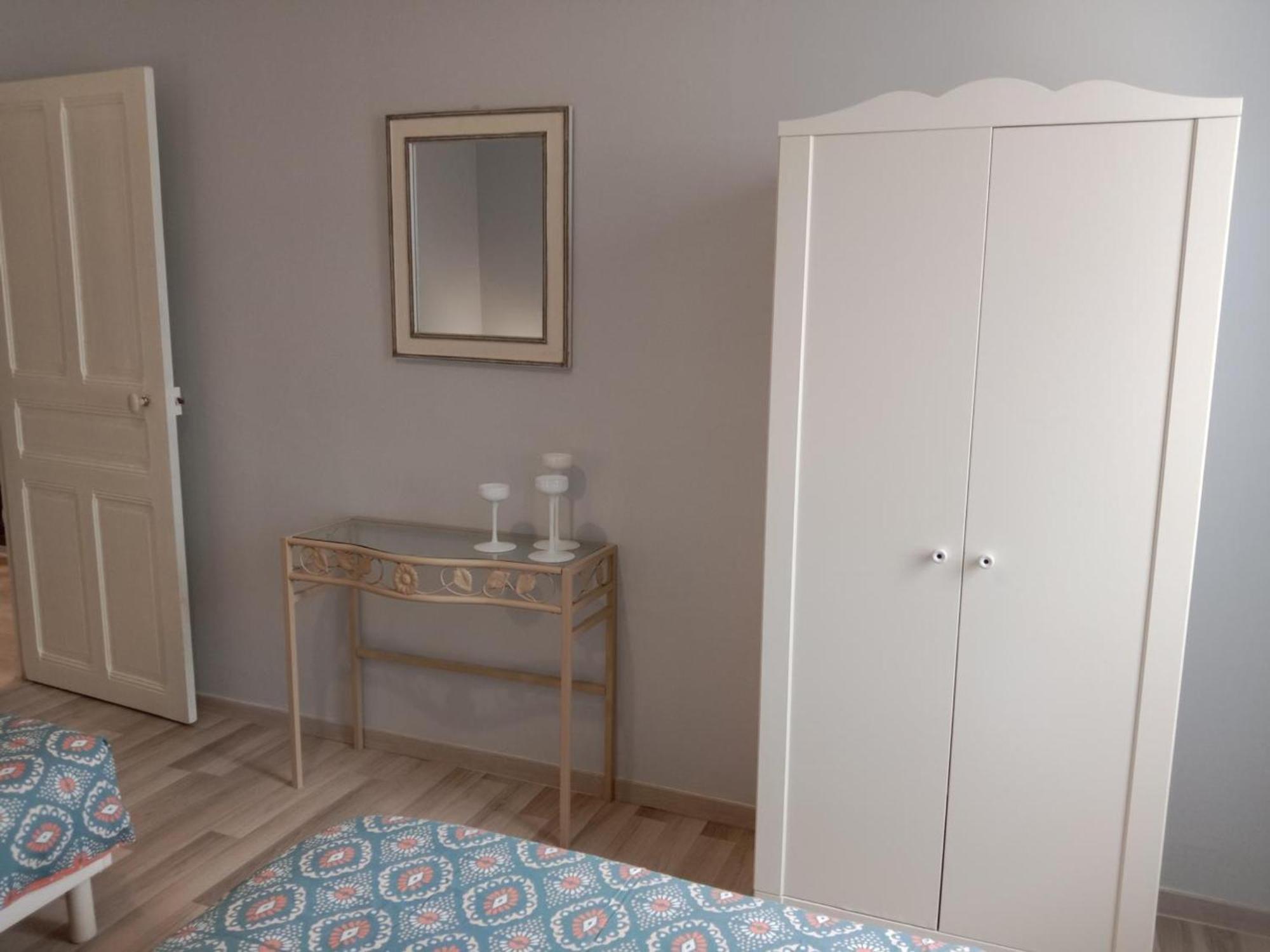 Maison Renovee Proche Vichy : 3 Chambres, Cour Fermee, Inclus, Ideal Curistes Et Activites Naturelles - Fr-1-489-481 * Bellerive-sur-Allier