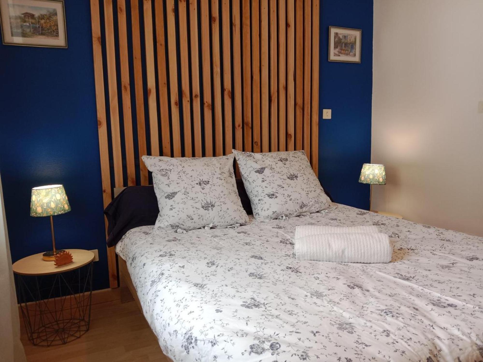 Hébergement de vacances Maison Renovee Proche Vichy : 3 Chambres, Cour Fermee, Inclus, Ideal Curistes Et Activites Naturelles - Fr-1-489-481