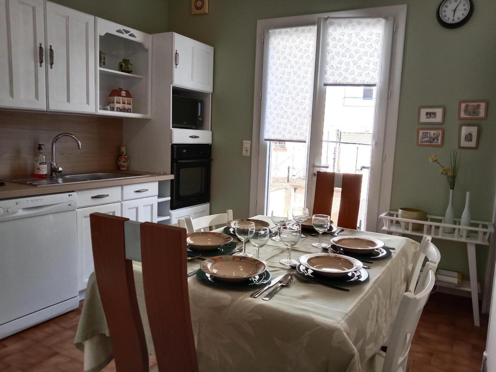 Maison Renovee Proche Vichy : 3 Chambres, Cour Fermee, Inclus, Ideal Curistes Et Activites Naturelles - Fr-1-489-481 * Bellerive-sur-Allier
